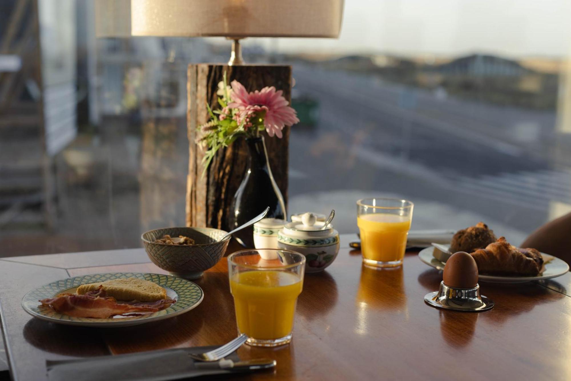 Hotel Noordzee Katwijk aan Zee Ngoại thất bức ảnh
